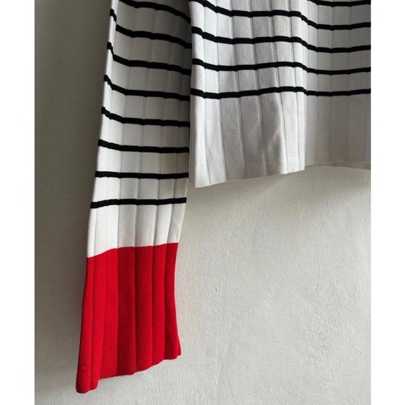 Zara Knit Sweater- size Large - Picture 2 of 6